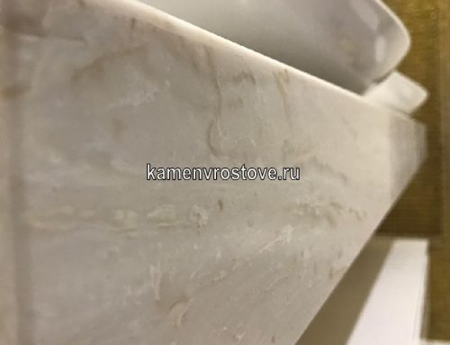 Заказать изготовление недорогой столешницы из светлого искусственного камня для ванной